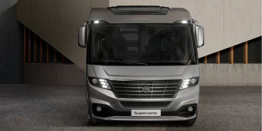 sfondo per la categoria camper motorhome adria